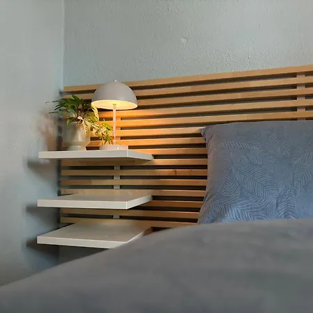 Sto Spiti Limani Nea Skioni